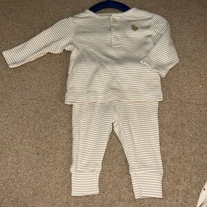 Carter’s tan baby set